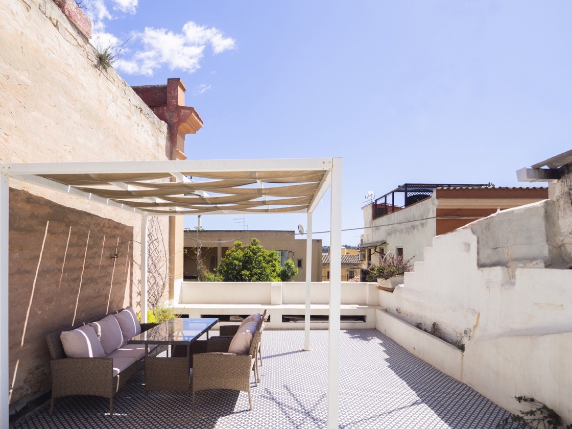 Giardini 62 - casa vacanza MORADA a Cagliari